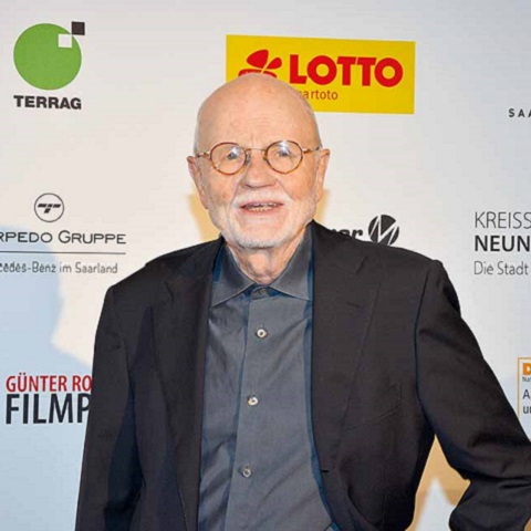 Zu Ehren von Günter Rohrbach wird seit 2011 der Günter-Rohrbach-Filmpreis in Neunkirchen vergeben